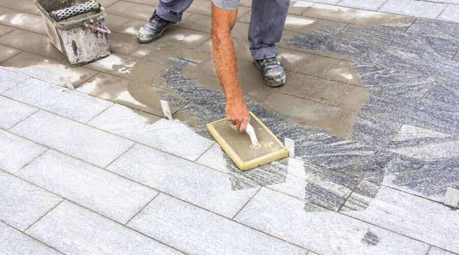 Professional gutter cleaning in Curtis Bay, MD